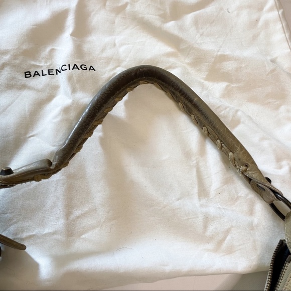 Balenciaga Classic Day Hobo - Picture 11 of 14